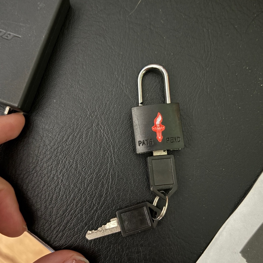 TSA approved luggage lock